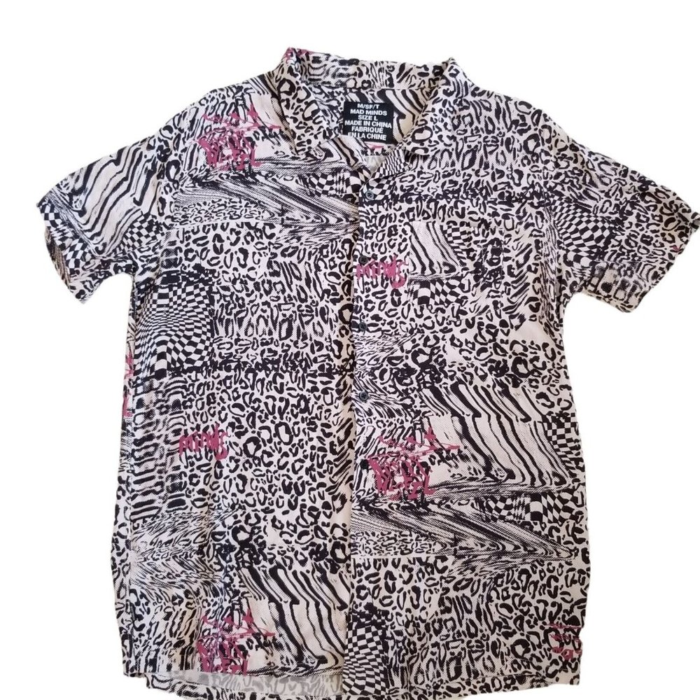 Hot Topic Misfit Mad Minds‎ All Over Print Shirt Button Up Animal Print Sz L